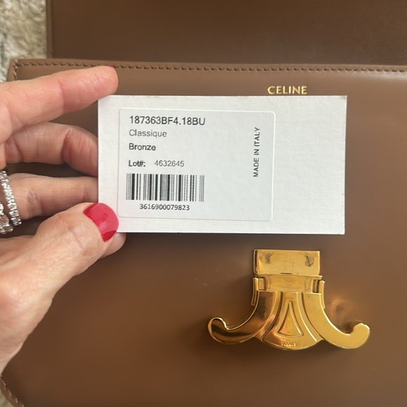 Celine Classique Triomphe bag in shiny calfskin - Picture 8 of 9